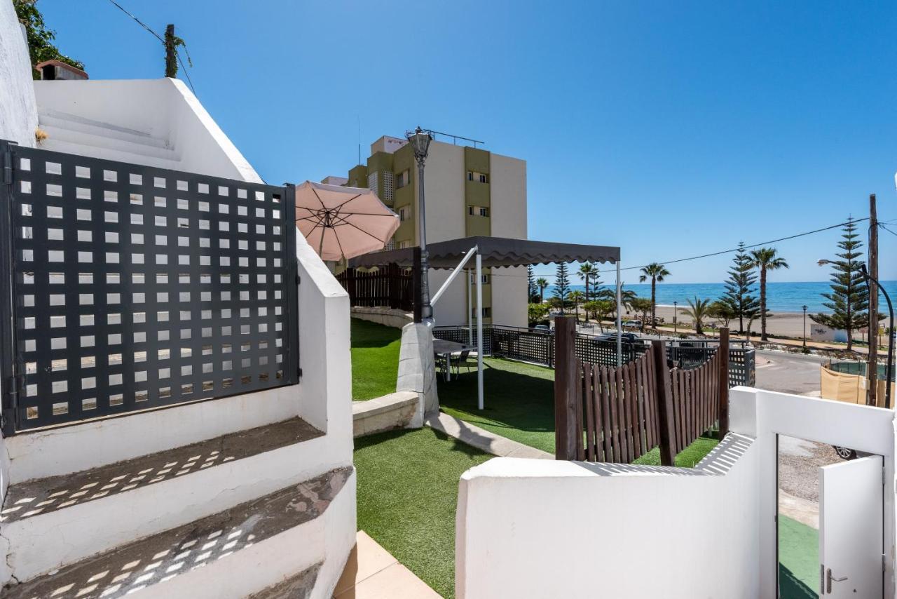 Apartamento A Pie De Playa Benajarafe Exterior photo